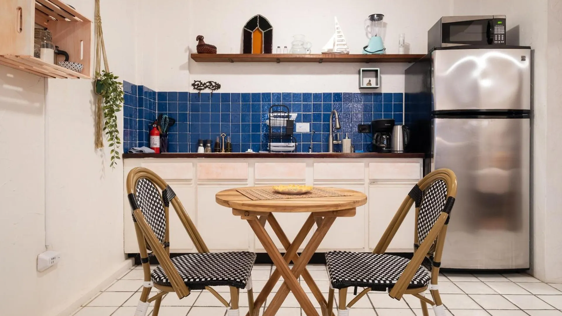 Beach Pad W Patio, Walk To Everything! Gen Ac - 20 Down San Juan